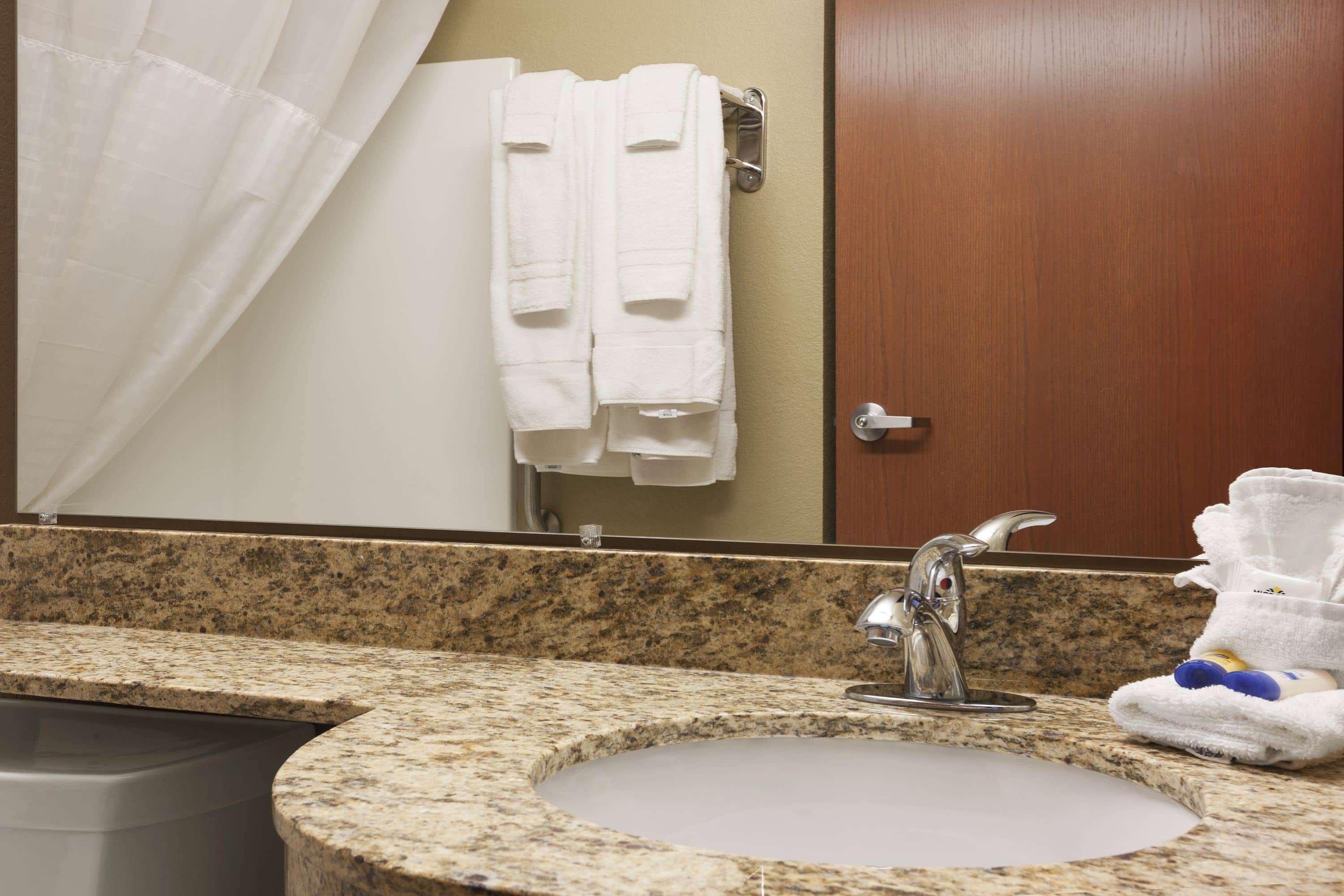 Microtel Inn&Suites Cotulla Dış mekan fotoğraf